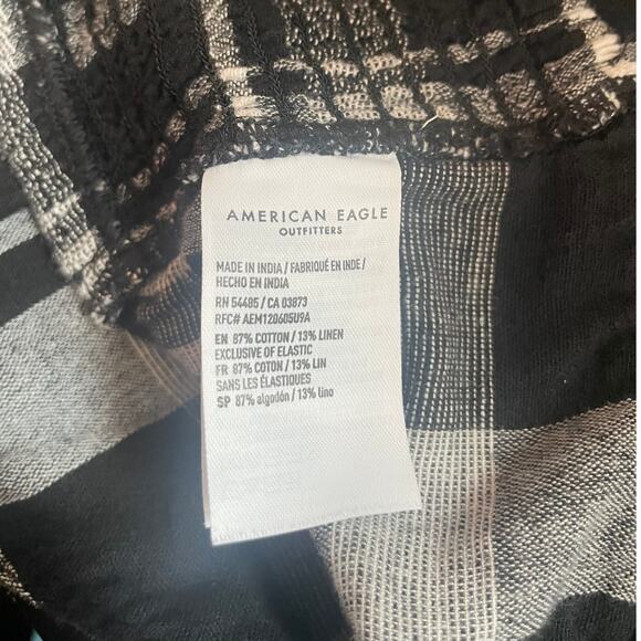 American Eagle Plaid Crop Top - Picture 5 of 5